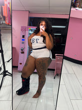 The on chill Short set