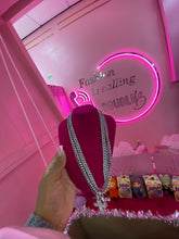 Three-piece necklace set