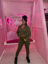 The viral Cargo jogger set