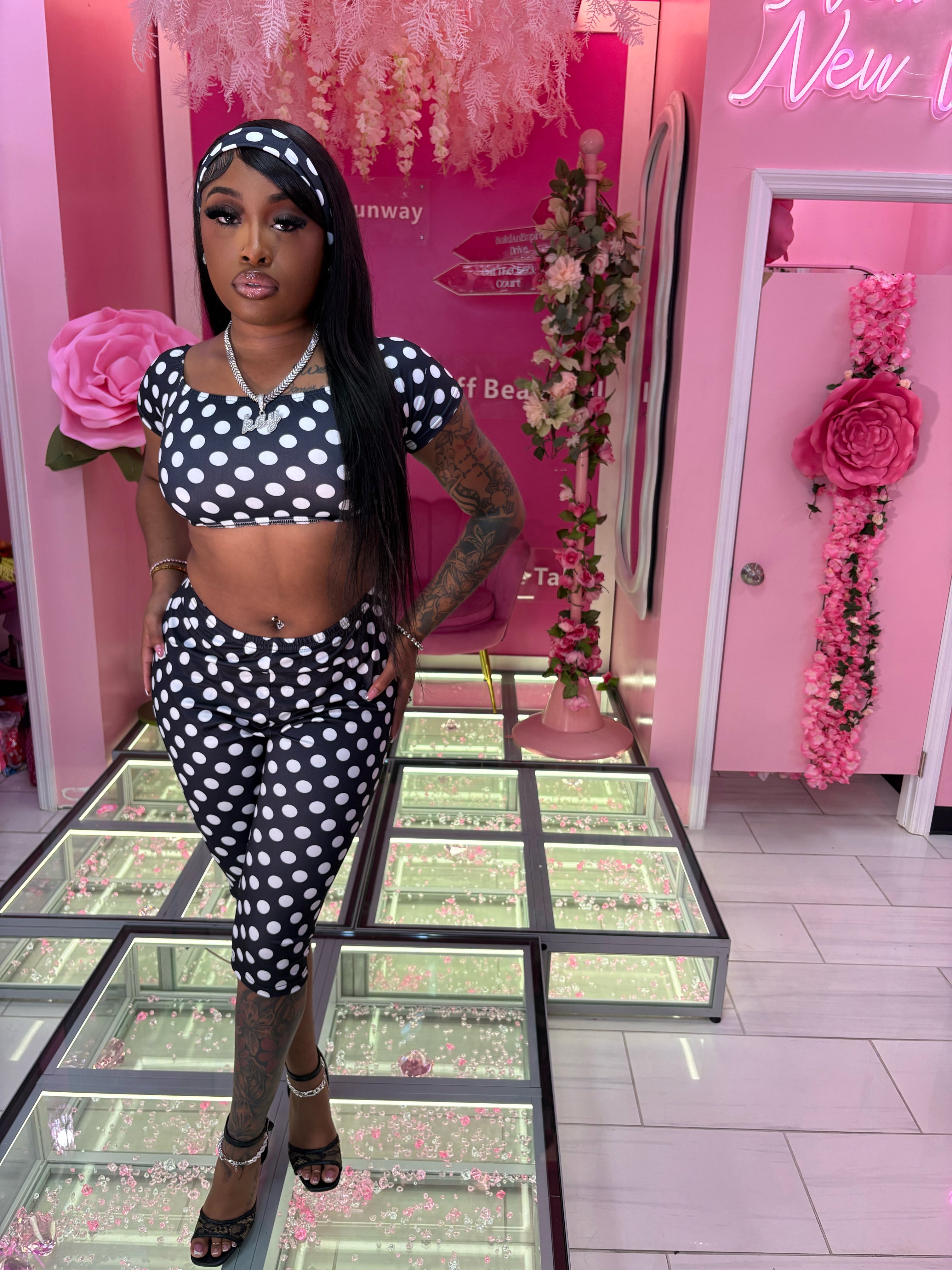 Off the shoulder Poka dot set w headband
