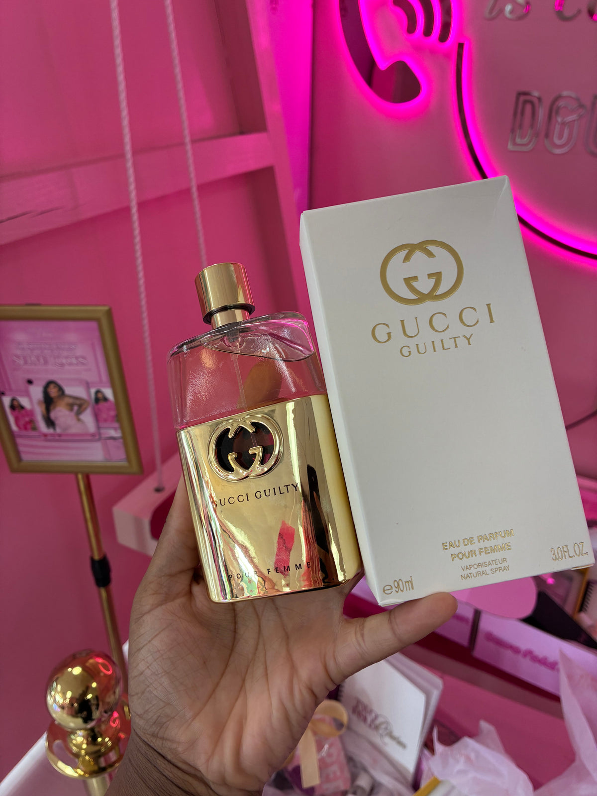 perfume|Cologne