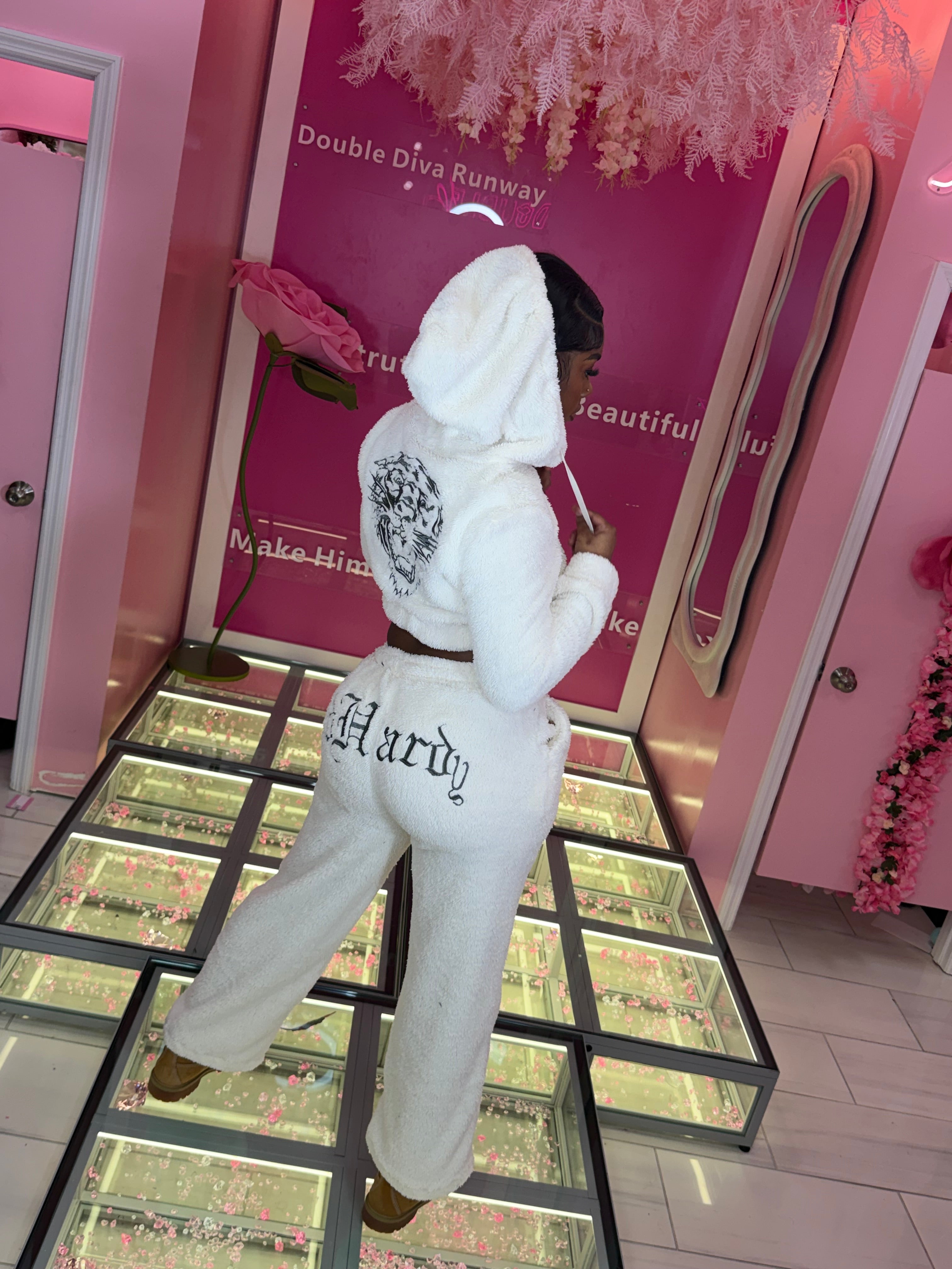 Ed Hardly Winter Jogger Set