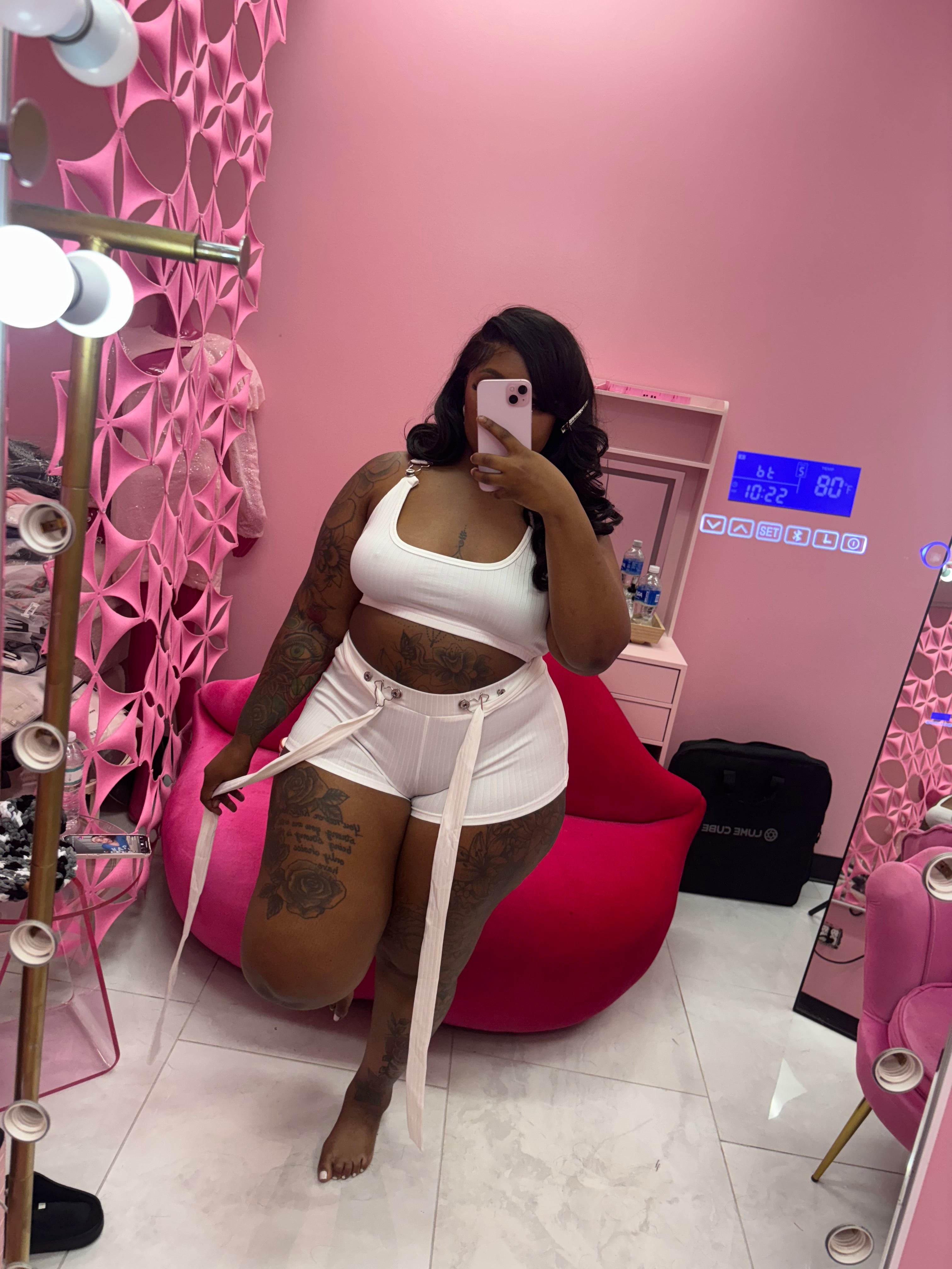 The Buckle White affair Short Set