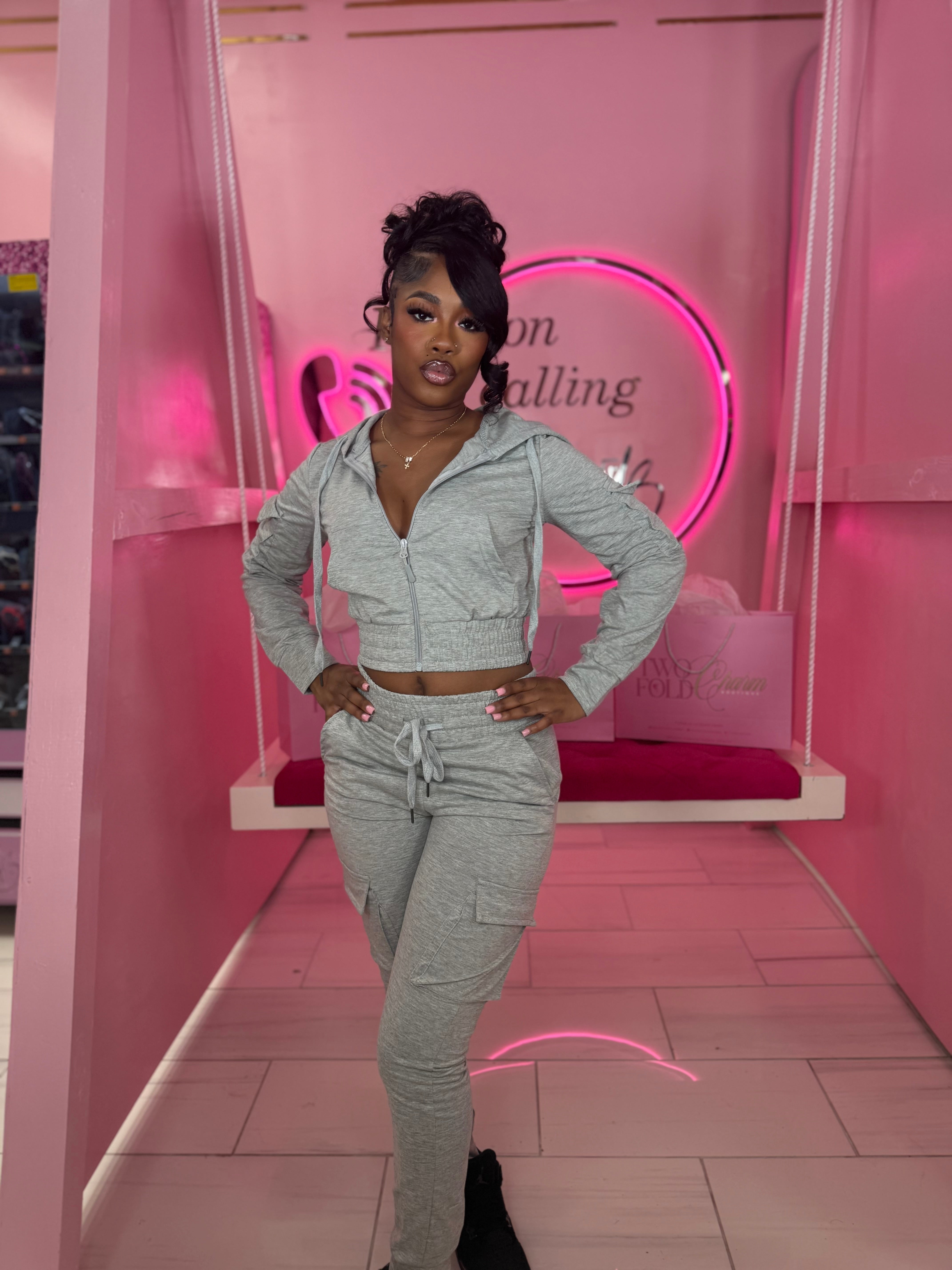 The viral Cargo jogger set