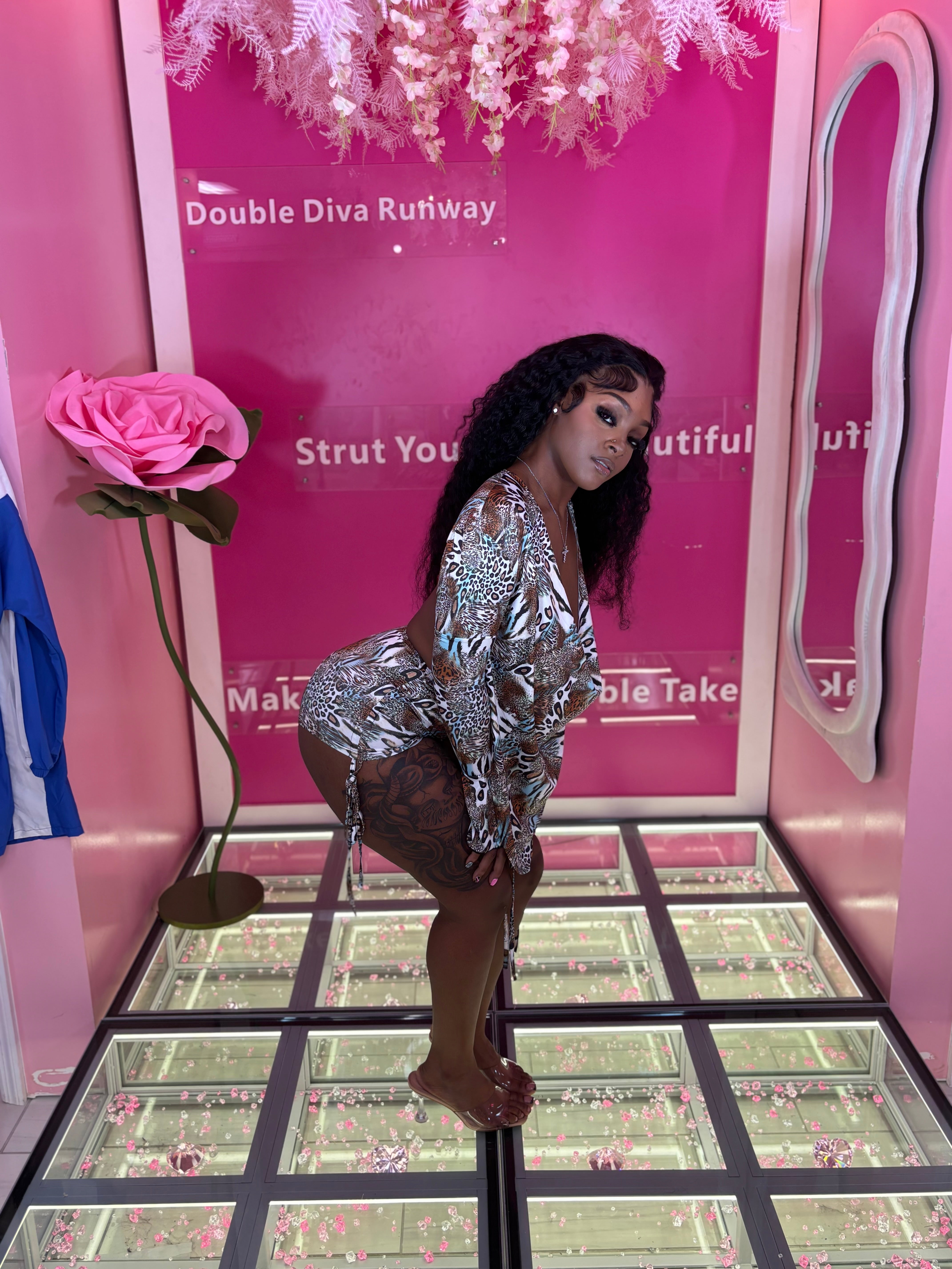 The Sexy backless Short set