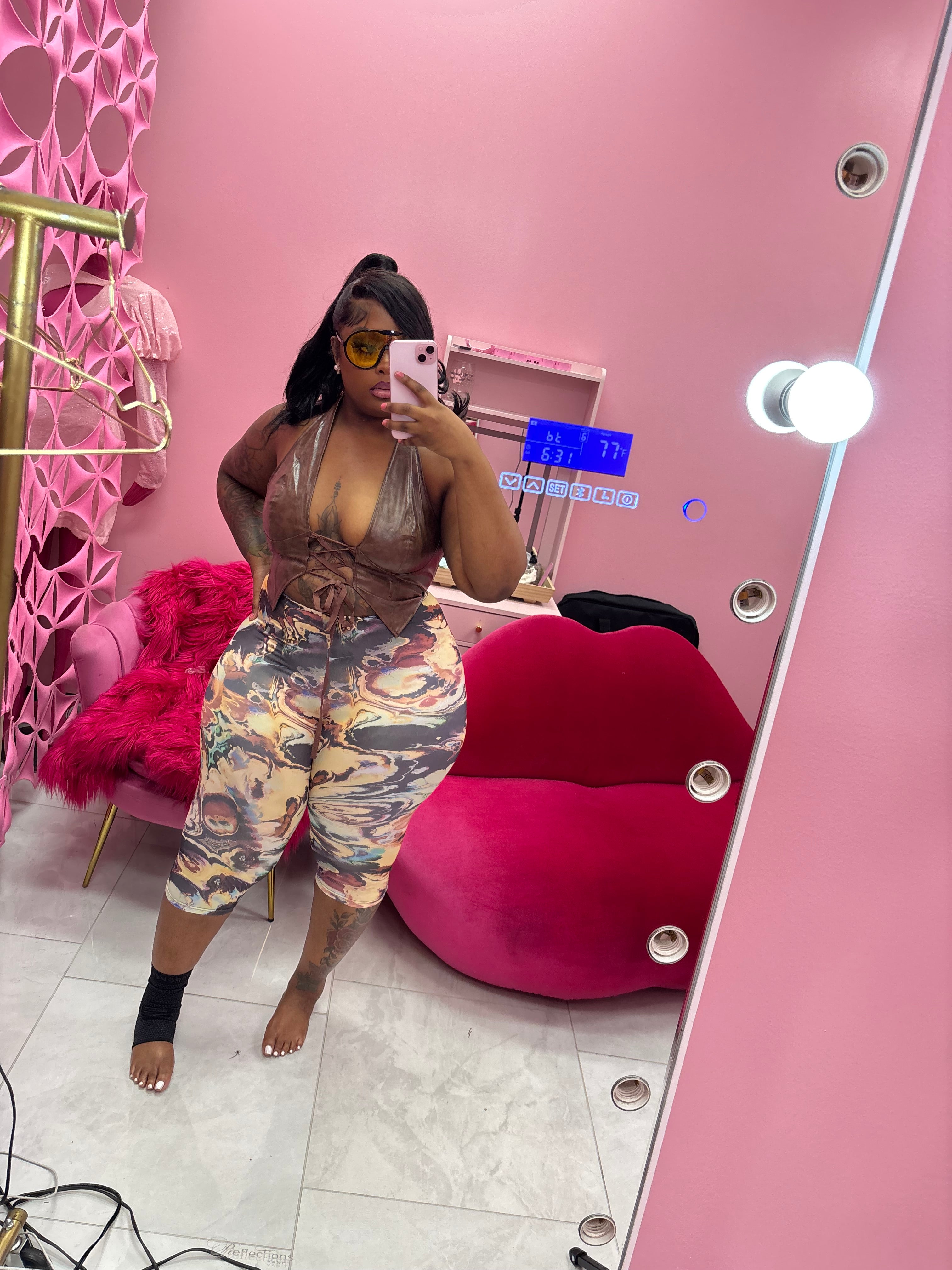 Own The Room Tight Set