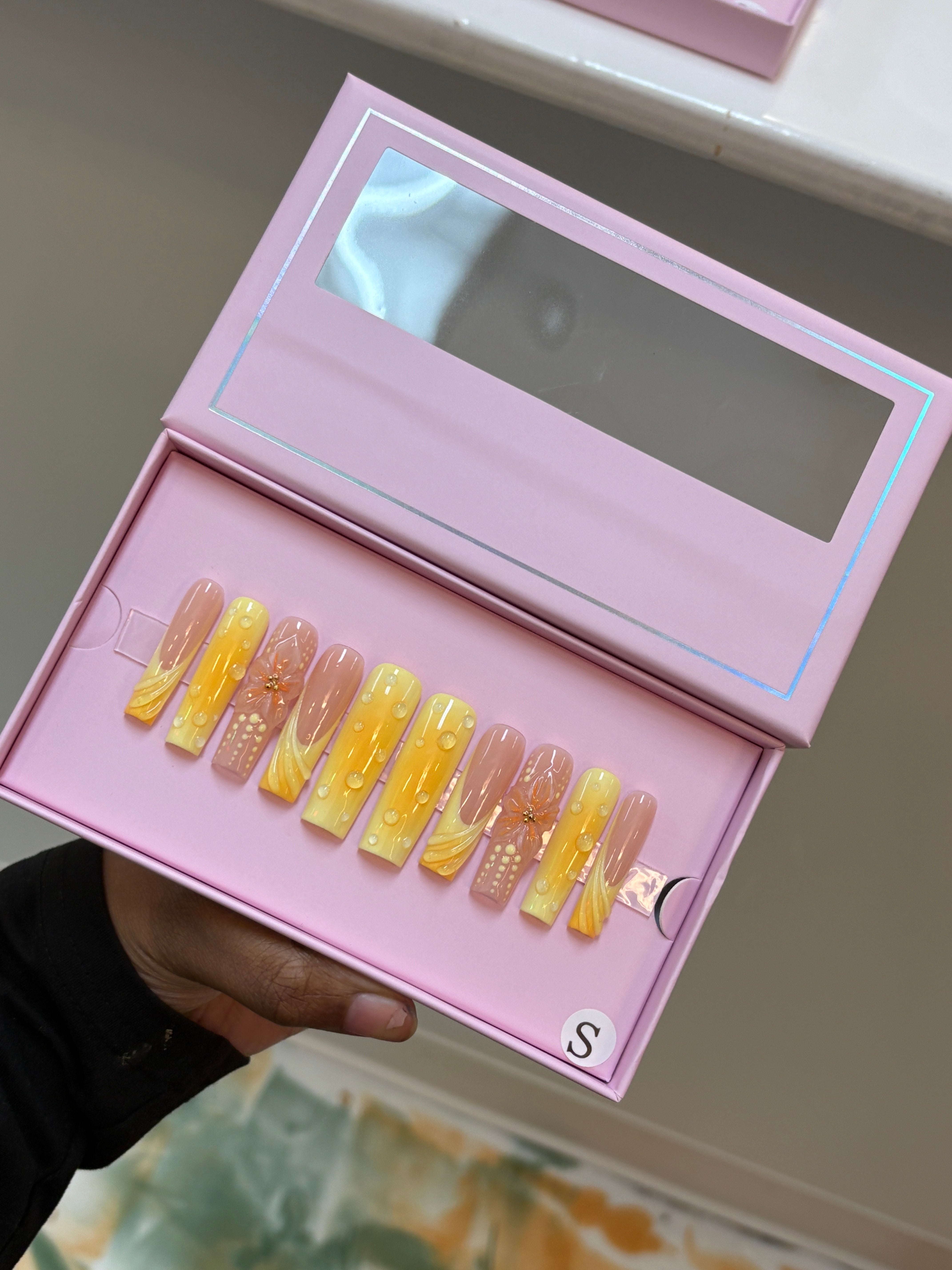 Custom charmer press on nails