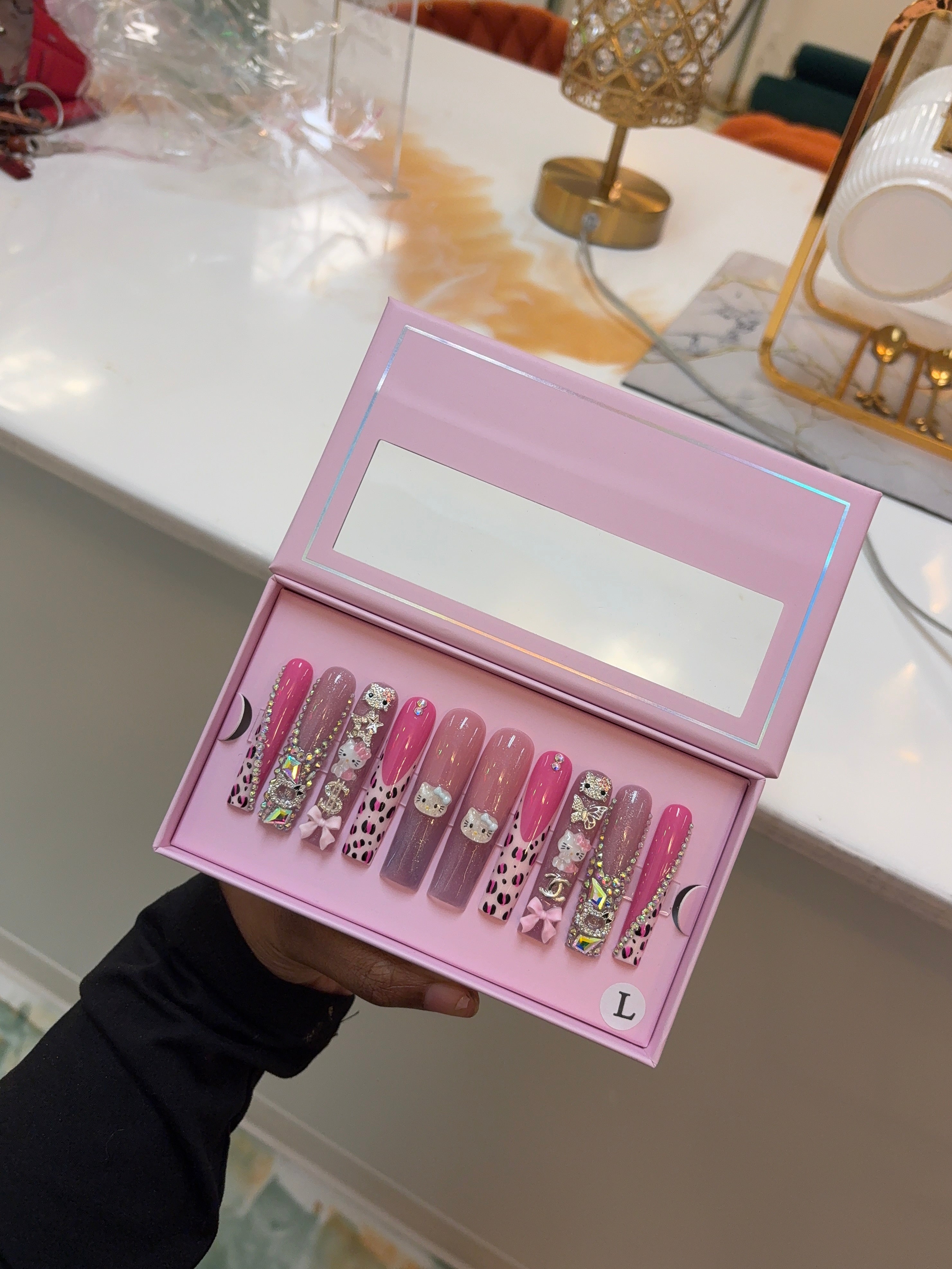 Custom charmer press on nails