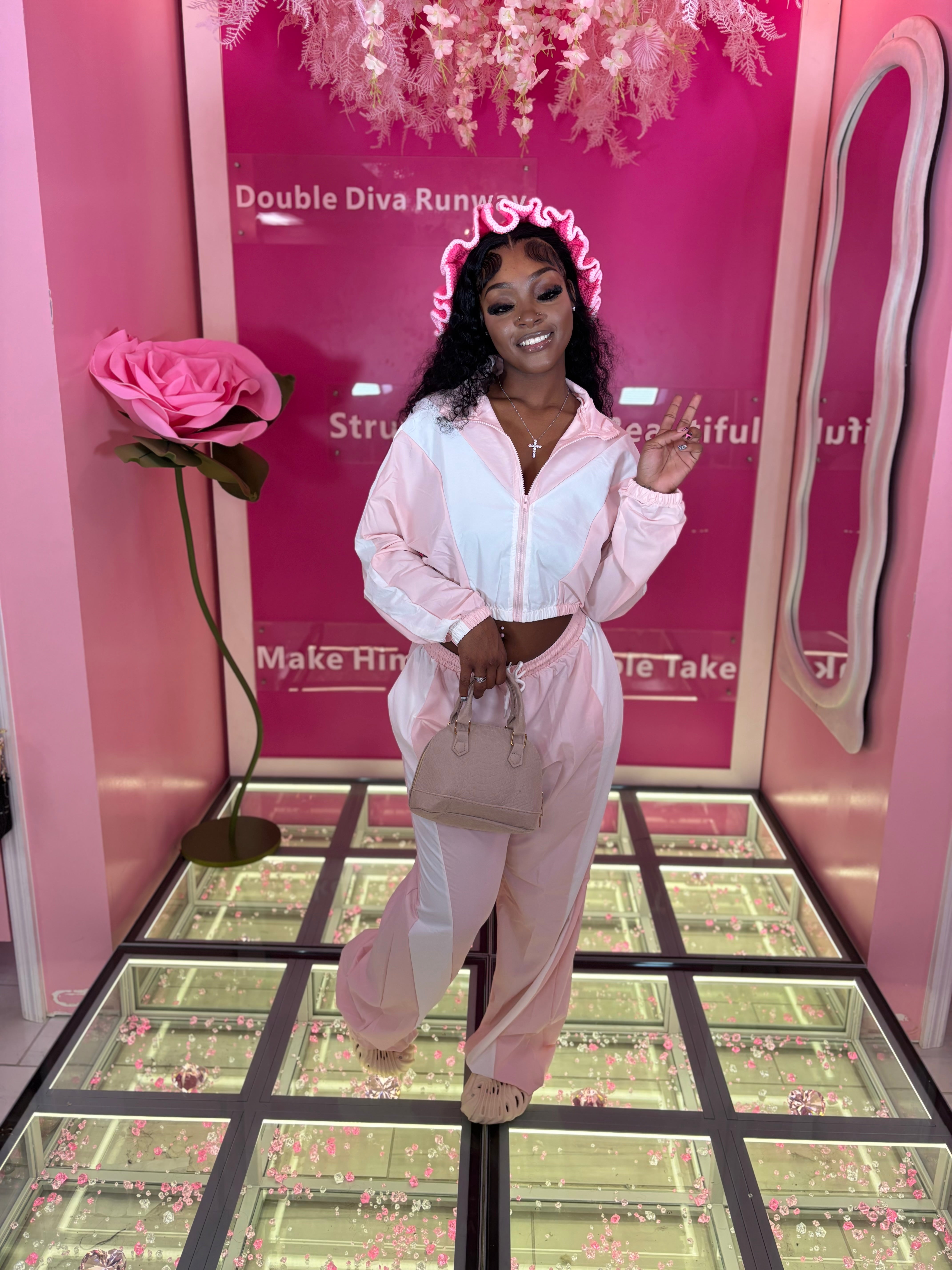 BaddieUS Tour Szn Jogger Set