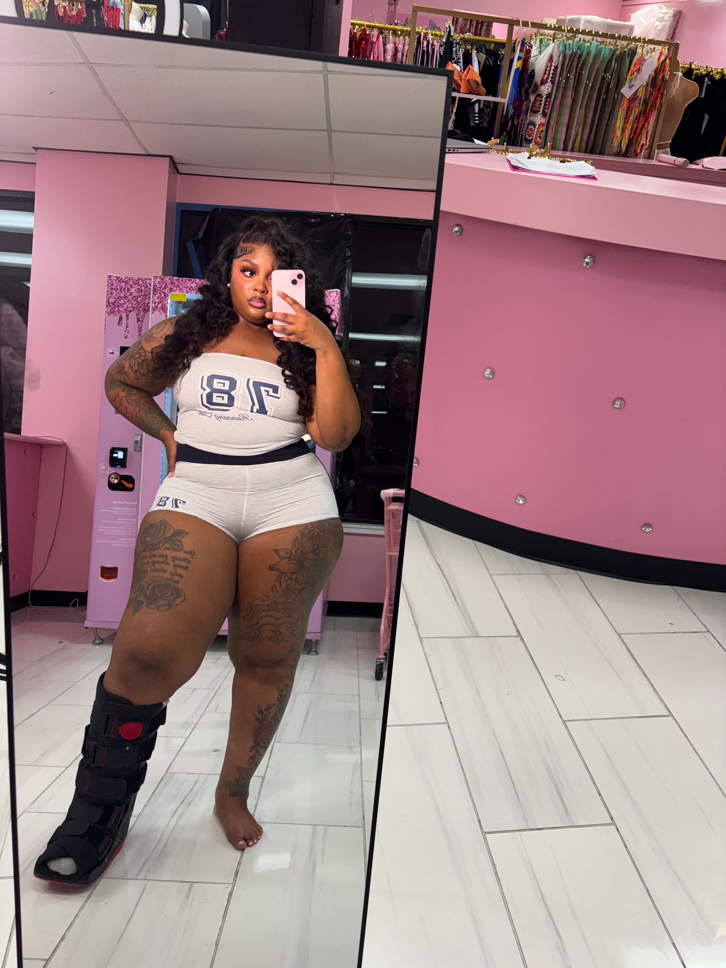 The on chill Short set