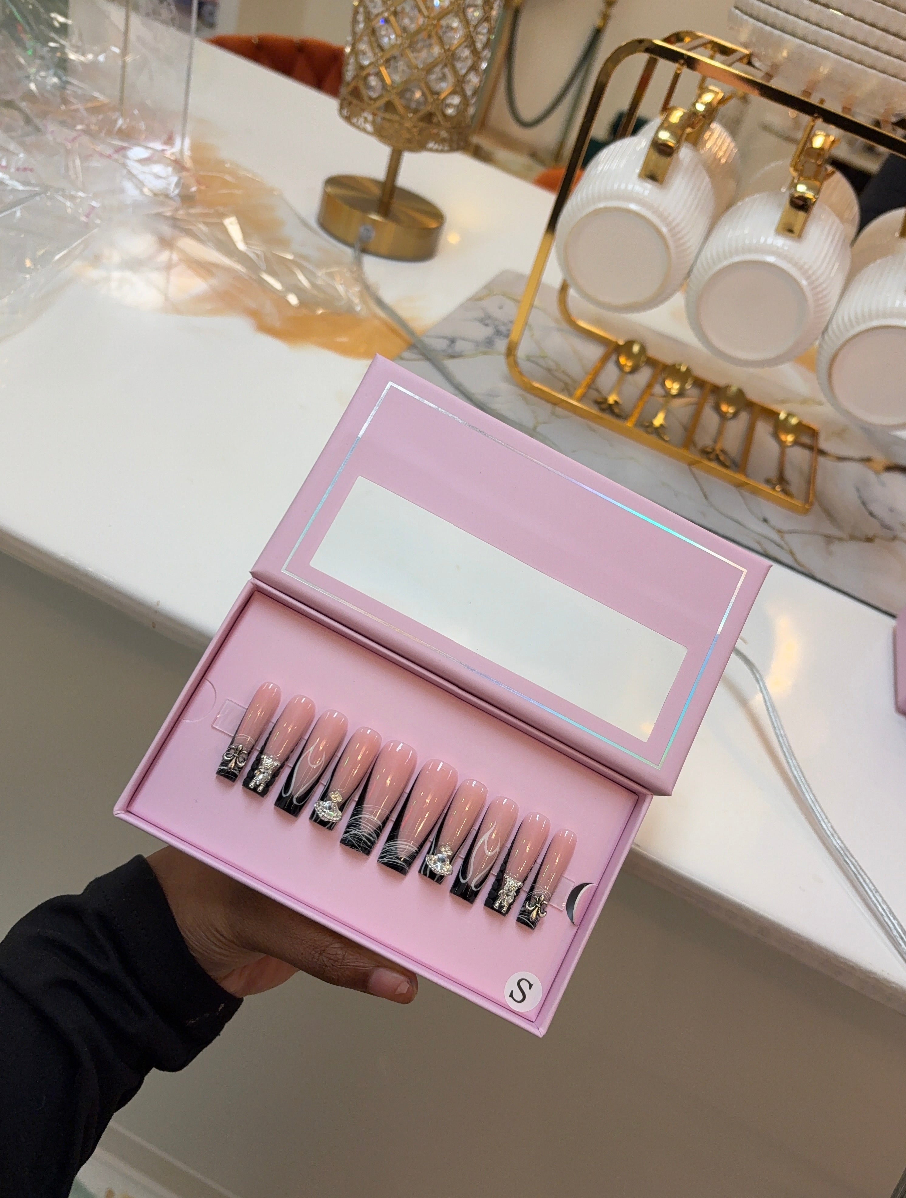 Custom charmer press on nails