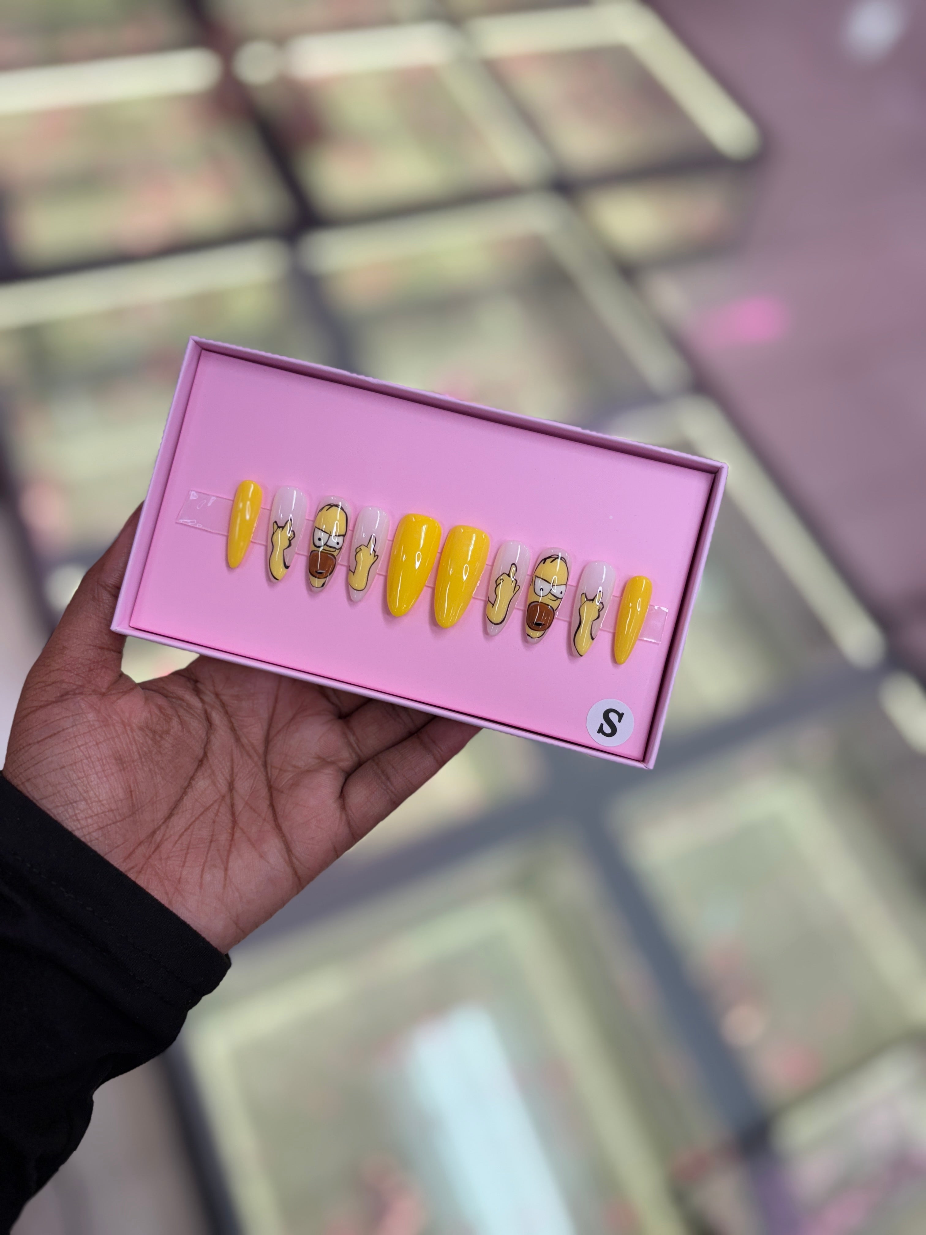 Press on nail