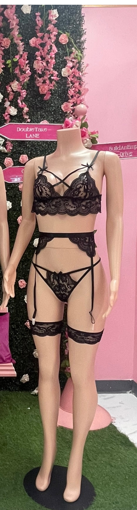 The Sneaky Link 4pc Lingerie Set