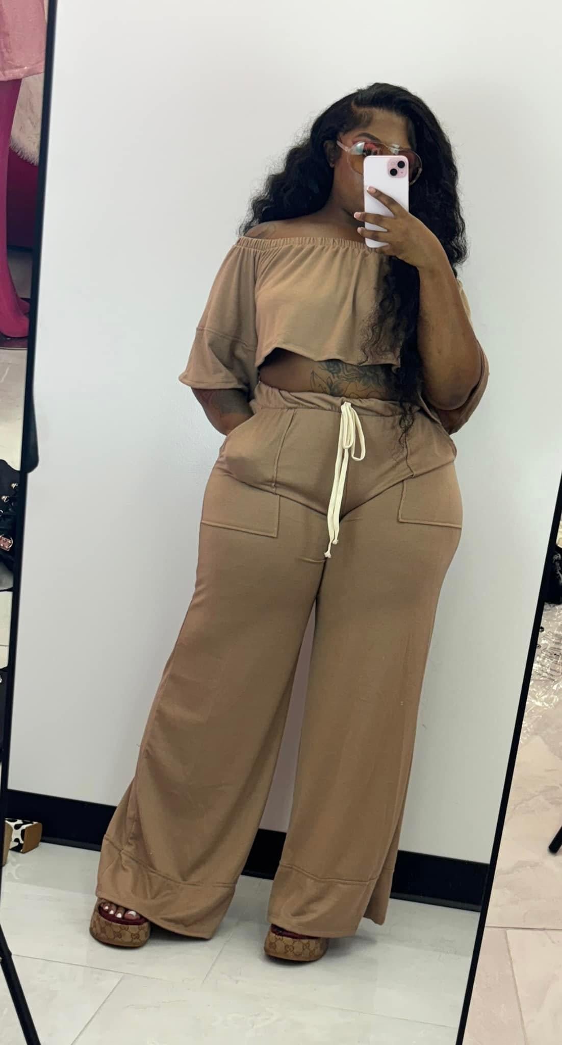 Off the Shoulder Outing Pants Set