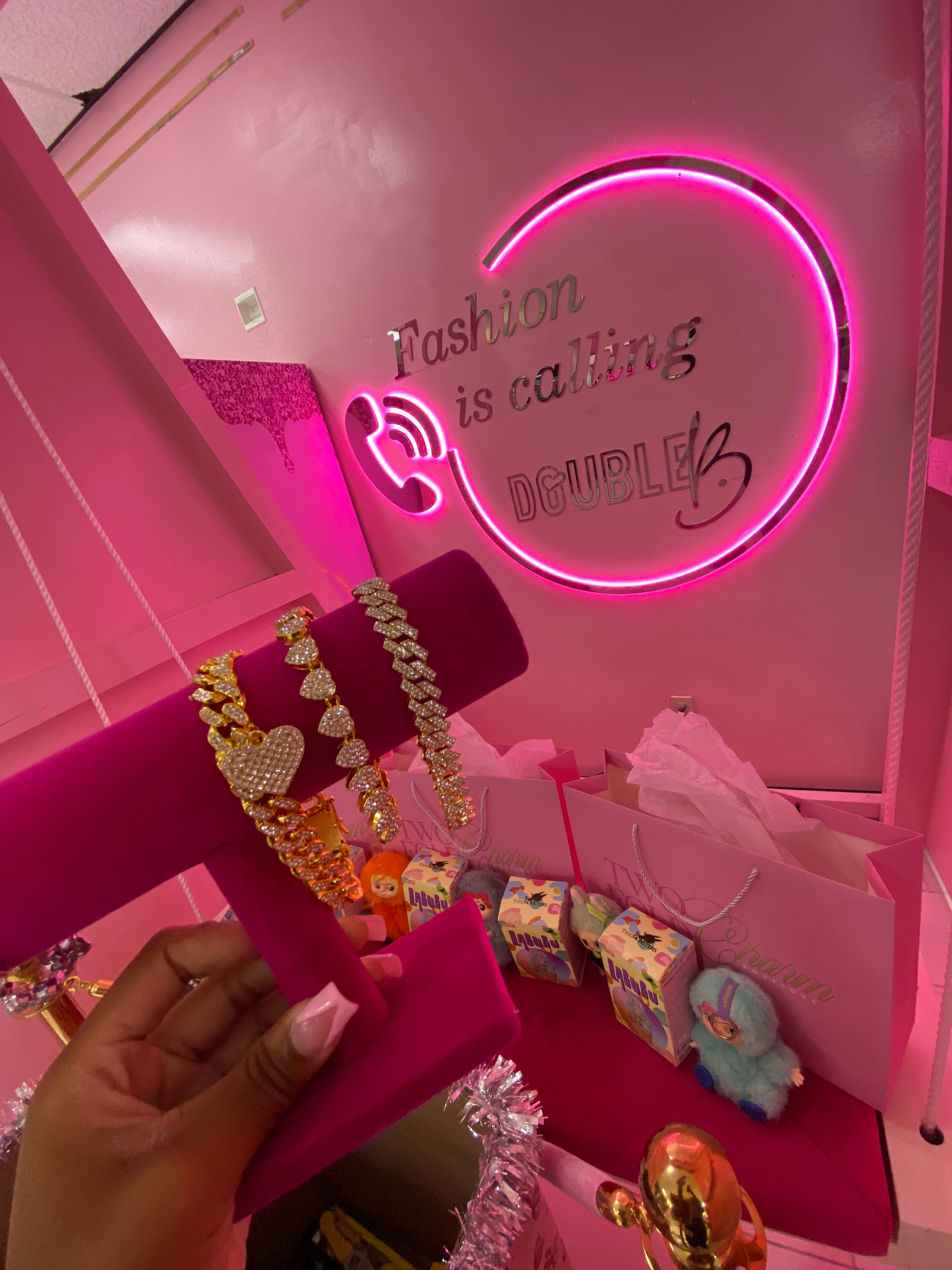 Three-piece gold baddie bracelet set