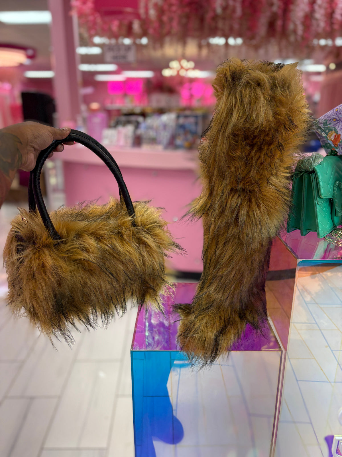 Viral Fur Bootss