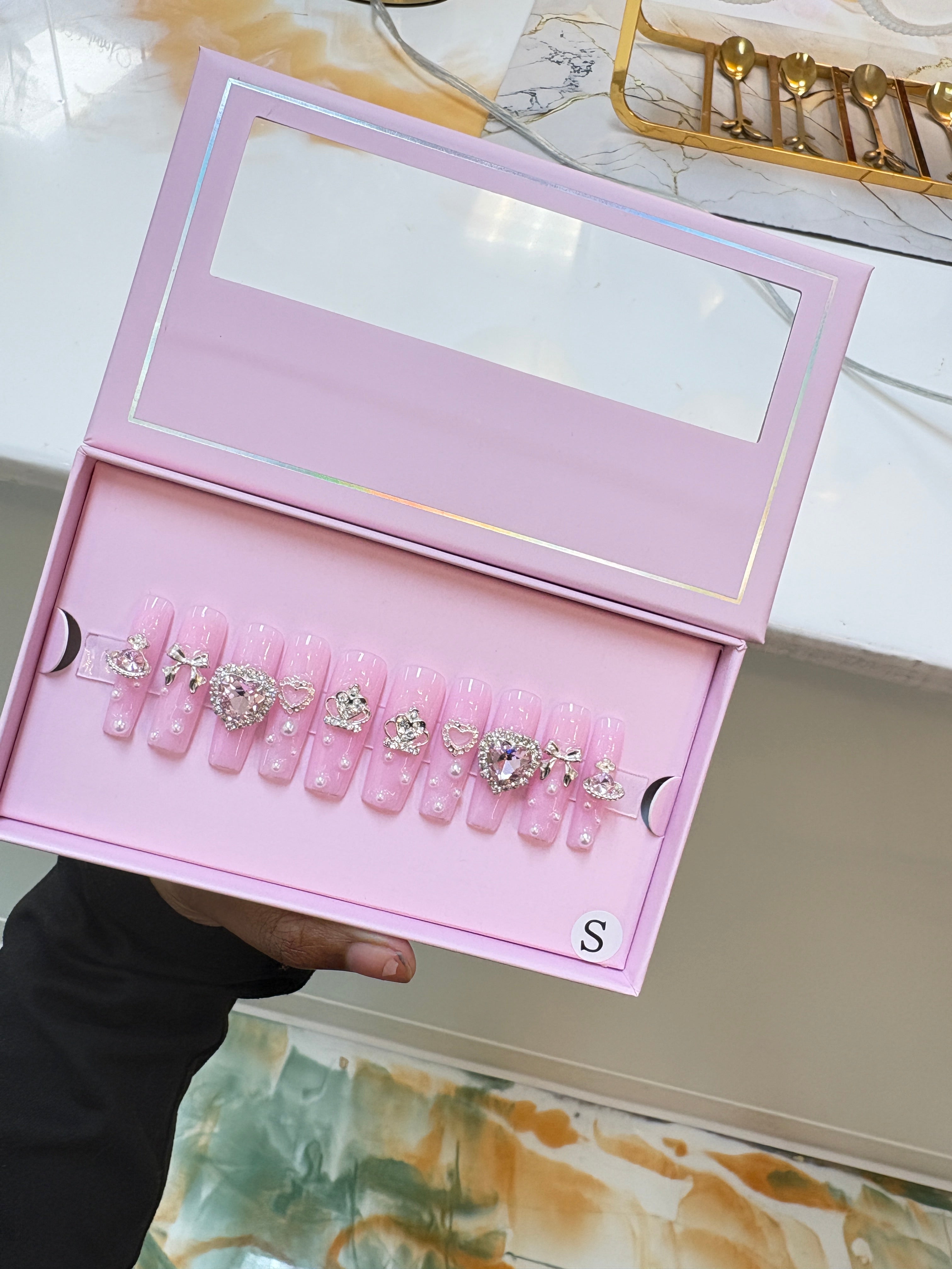 Custom charmer press on nails