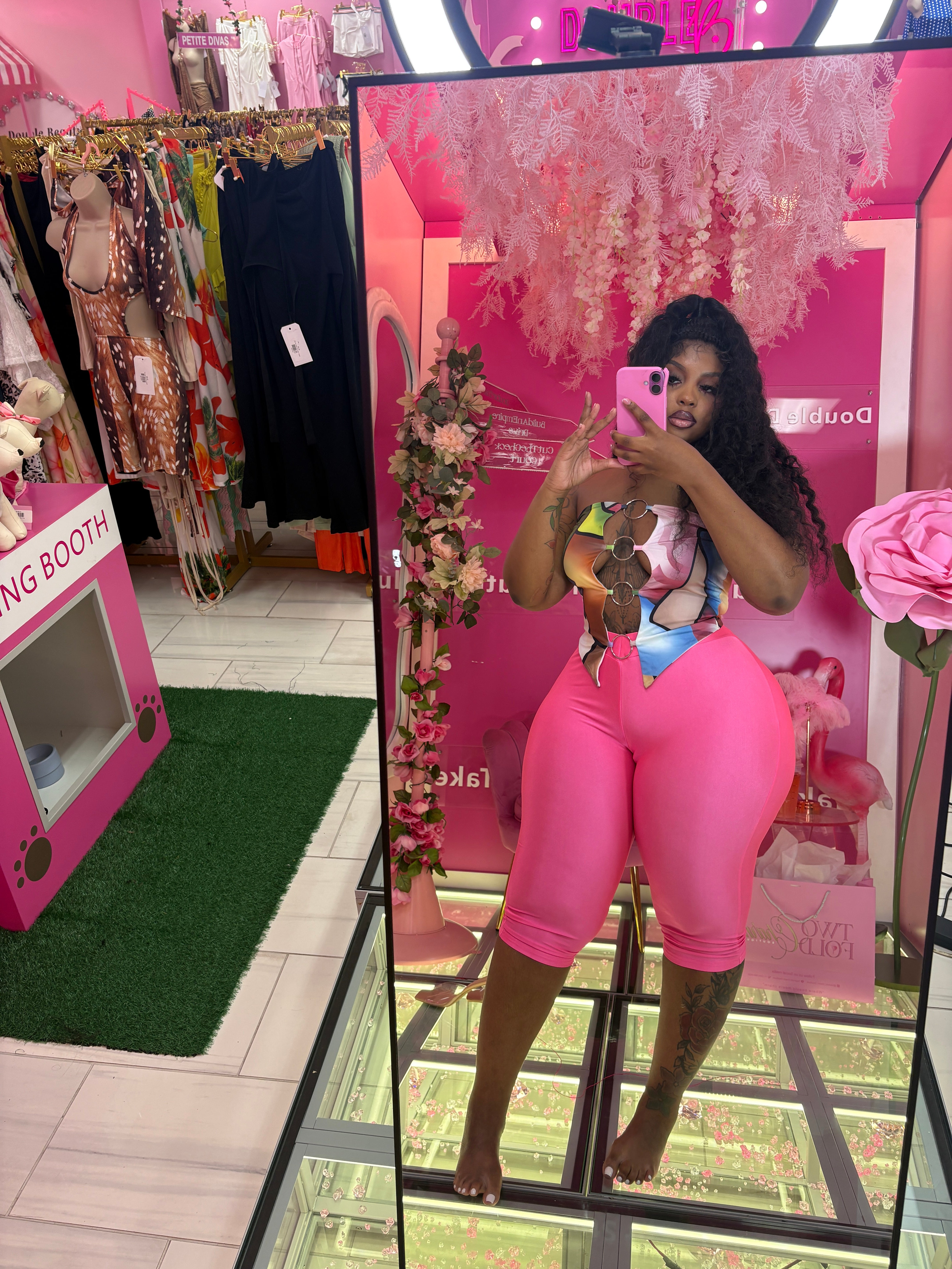 The Pretty Girl Capri Set