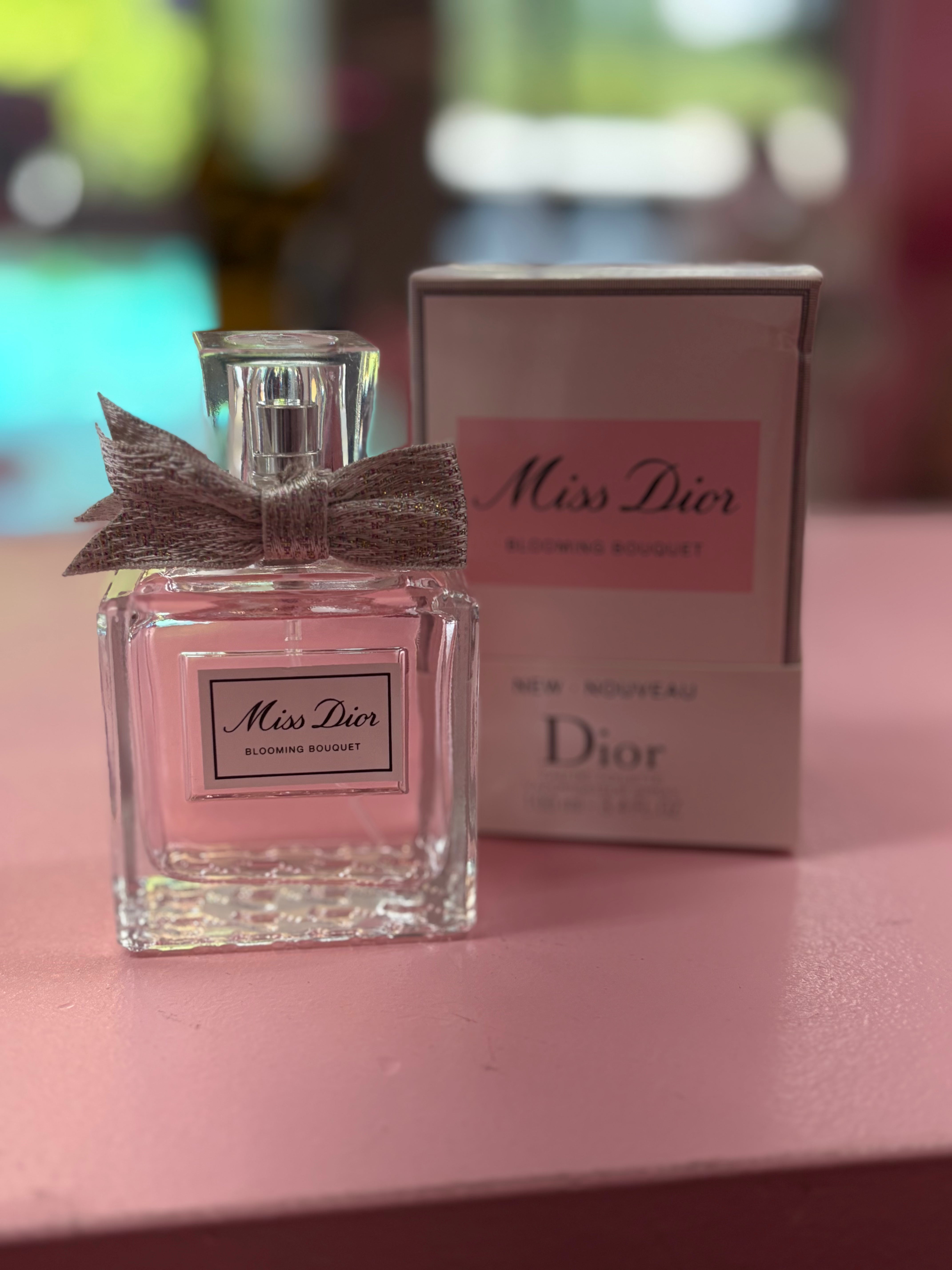 perfume|Cologne