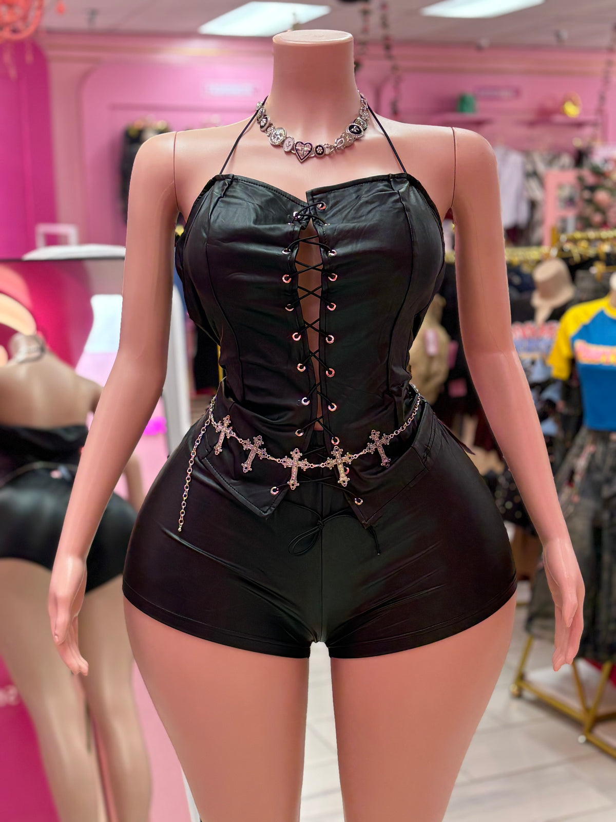 Plus leather short set