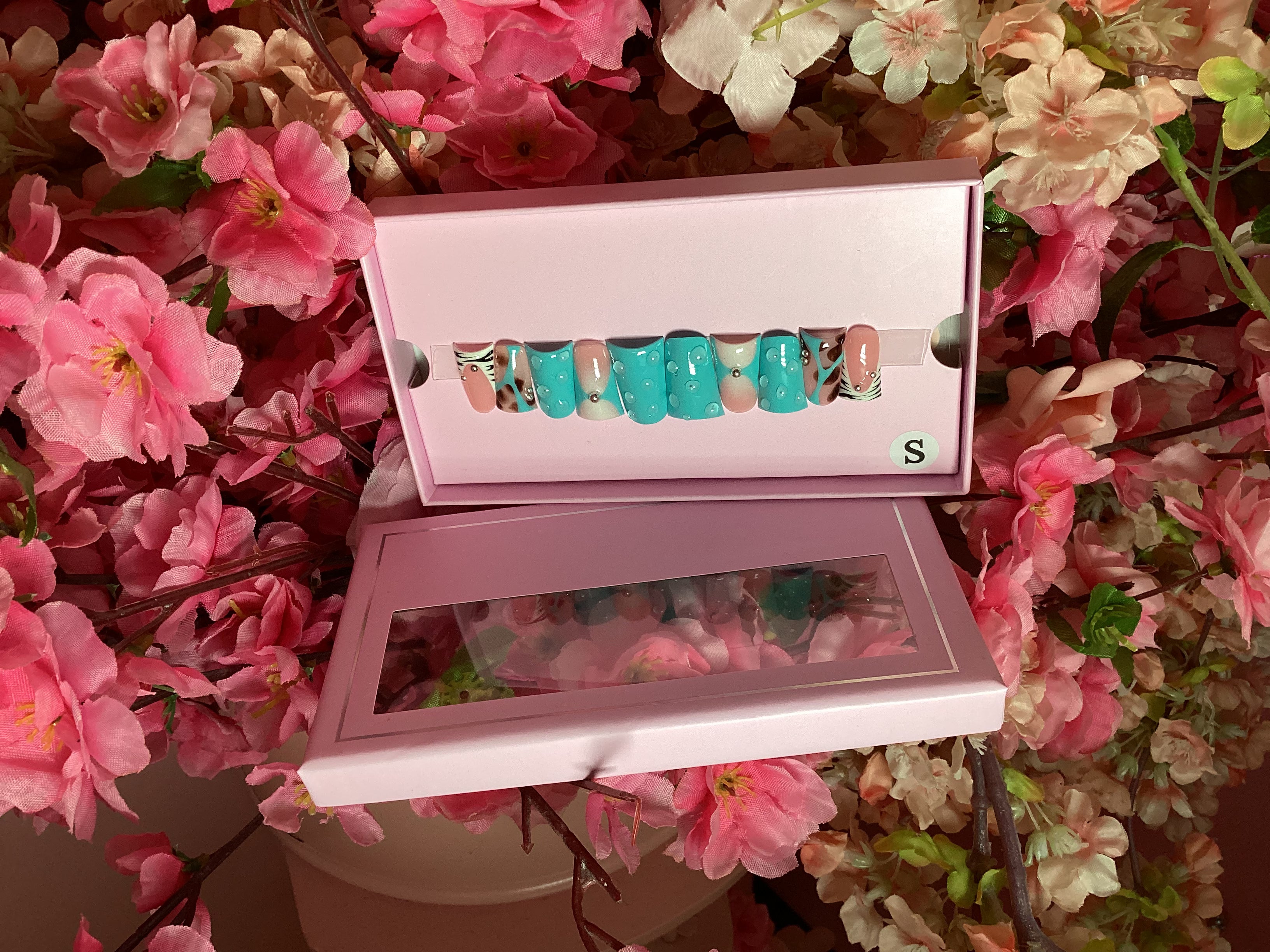 Custom Charmer Press On Nails