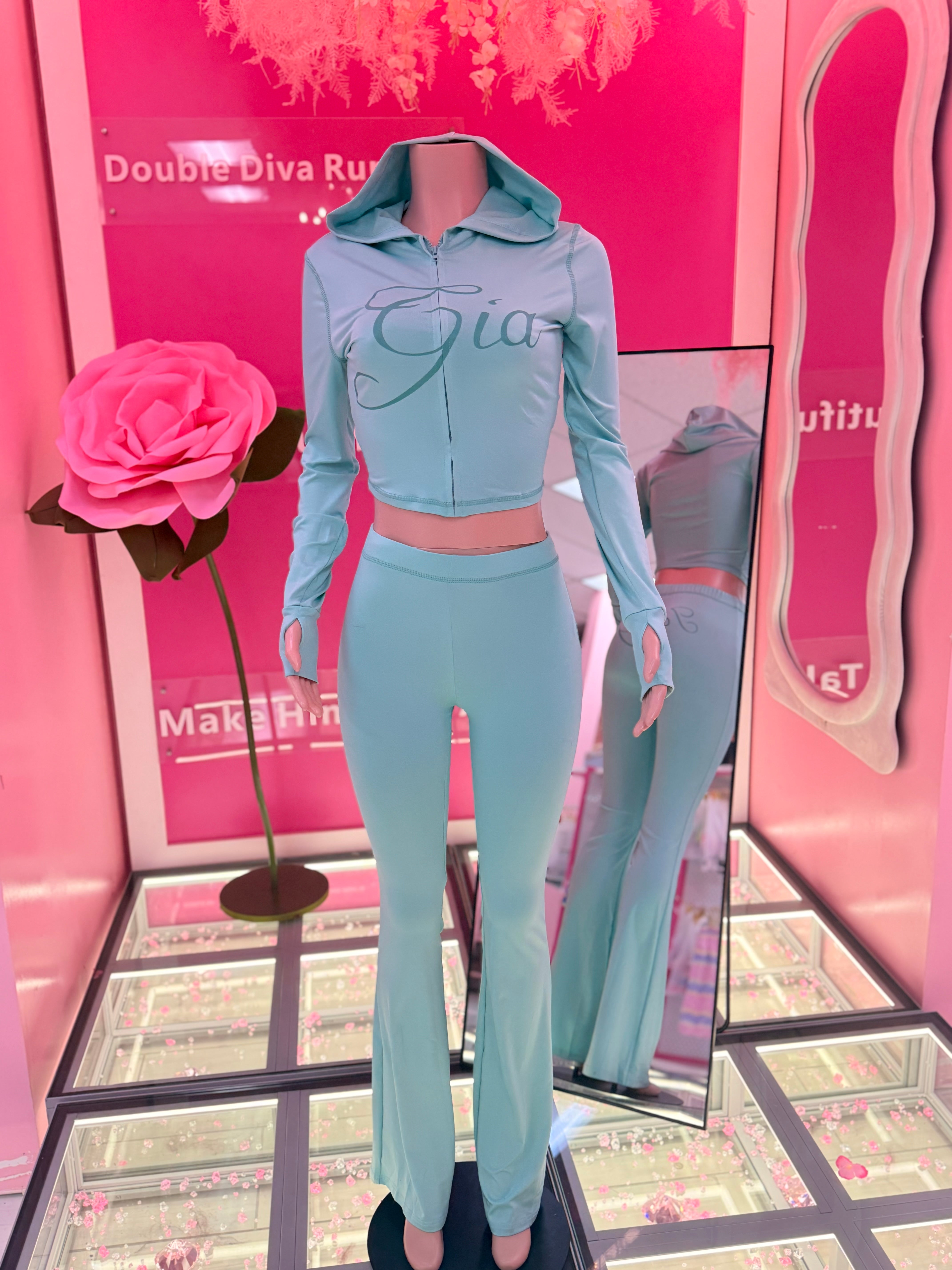 Viral Gia Ex0tic Print Wide Leg Pants Set