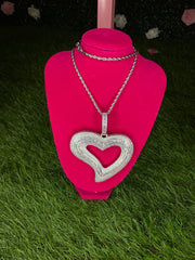 Jayda Wayda Heart Necklace